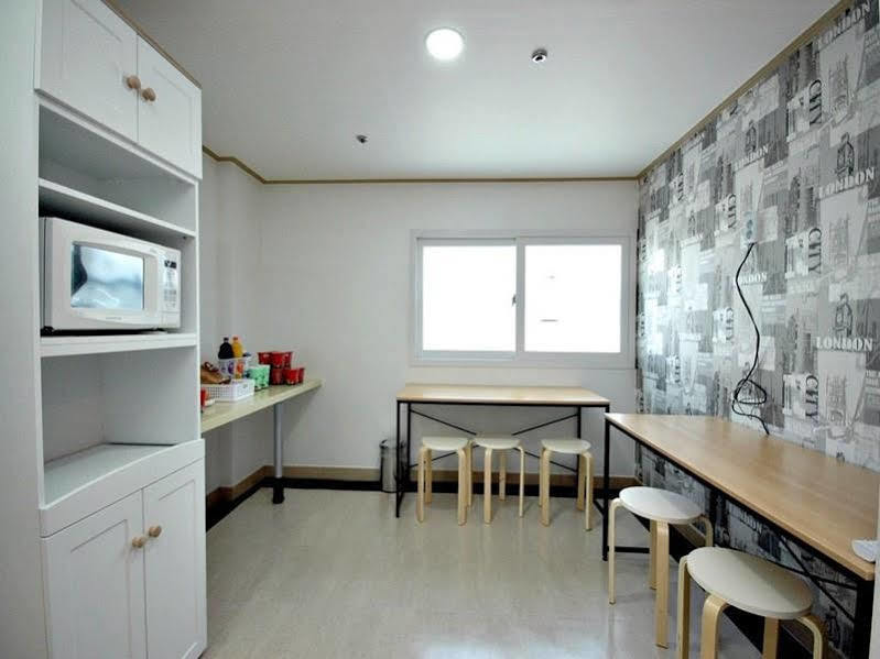 Eel Guesthouse Seul Esterno foto