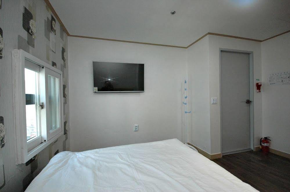 Eel Guesthouse Seul Esterno foto